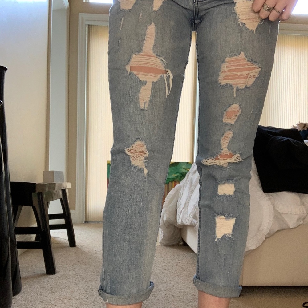 Adorable boyfriend jeans